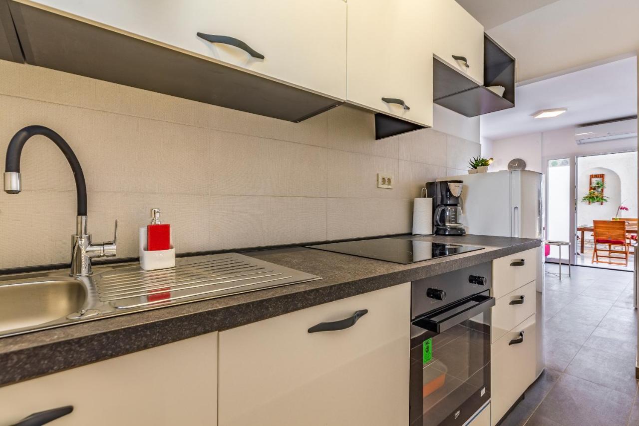 Apartment Mar
